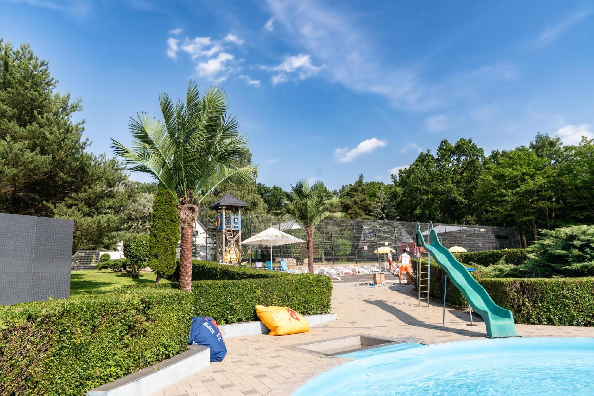 Chaty Aqua Maria Velaty Exterior photo