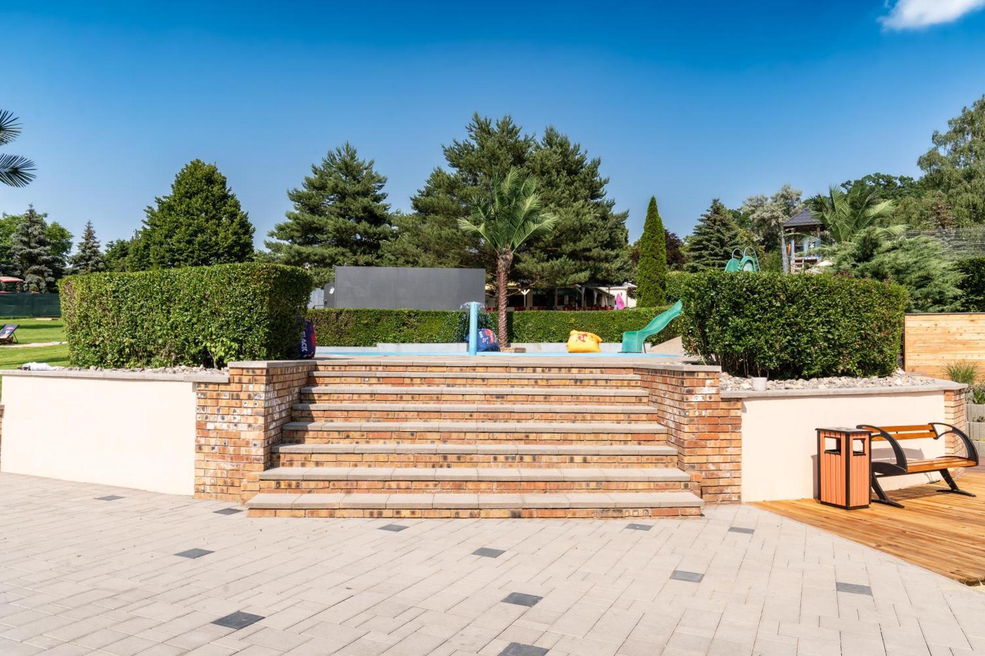 Chaty Aqua Maria Velaty Exterior photo